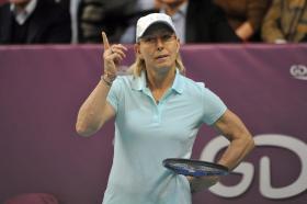 MARTINA NAVRATILOVA VAI TREINAR A POLACA AGNIESZKA RADWANSKA