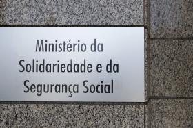MAIORES CONTRIBUIÇÕES APENAS RESOLVEM “EM PARTE” DESAFIOS NAS PENSÕES – OCDE