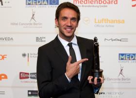 PORTUGUESE-BRAZILIAN AWARDS CELEBRAM COMUNIDADES NOS EUA
