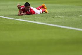 BENFIQUISTAS ENZO PEREZ E ANDRÉ ALMEIDA SUSPENSOS POR UM JOGO