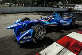 FÉLIX DA COSTA DESISTE NA CORRIDA DE FÓRMULA E NO URUGUAI