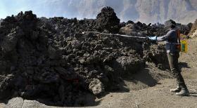 SEXTO DIA DE ACALMIA DO VULCÃO DO FOGO AINDA LONGE DE IMPLICAR FIM DAS ERUPÇÕES