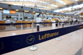 OITO VOOS DA LUFTHANSA CANCELADOS DEVIDO A GREVE DOS PILOTOS