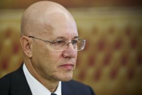 INQUÉRITO/BES: VÍTOR BENTO ADIOU SAÍDA DO NOVO BANCO PARA NÃO PÔR EM CAUSA MEDIDA DE RESOLUÇÃO