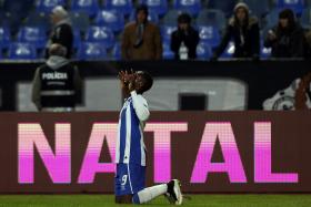 FC PORTO VENCE ACADÉMICA E MANTÉM-SE A TRÊS PONTOS DO CAMPEÃO BENFICA