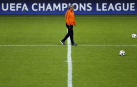 TREINADOR DO SHAKHTAR DIZ QUE ESTE FC PORTO É O MAIS FORTE DOS ÚLTIMOS CINCO ANOS