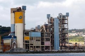 JOSÉ NEVES ADELINO RENUNCIA À ADMINISTRAÇÃO DA CIMPOR