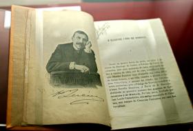 RECEITAS CULINÁRIAS CITADAS NAS OBRAS DE EÇA DE QUEIROZ REUNIDAS EM LIVRO