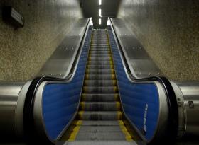 MORREU JOVEM QUE CAIU DE UMA ESCADA ROLANTE NUM CENTRO COMERCIAL EM SETÚBAL