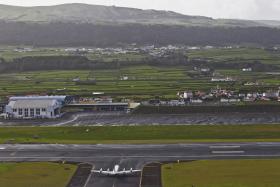 TRABALHADORES DAS LAJES QUEREM AFASTAR MINISTÉRIO DA DEFESA DAS NEGOCIAÇÕES COM EUA