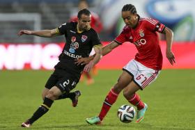 BENFICA EMPRESTA HÉLDER COSTA AO DEPORTIVO DA CORUNHA