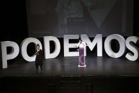 MILHARES ENCHEM PRAÇA DE MADRID, A MENOS DE UMA HORA DA MARCHA DO PODEMOS