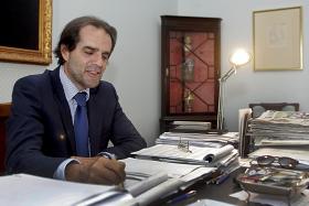MIGUEL ALBUQUERQUE REJEITA LIMINARMENTE GOVERNAR SEM ELEIÇÕES ANTECIPADAS