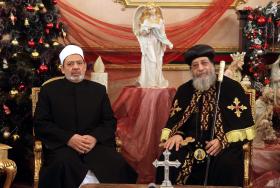 PARIS/ATENTADO: AUTORIDADE ISLAMITA ALERTA QUE NOVOS DESENHOS DO CHARLIE HEBDO VÃO “INCITAR AO ÓDIO”