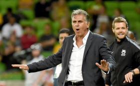 QUEIROZ ADMITE QUE SANÇÕES IMPOSTAS AO IRÃO PREJUDICAM TRABALHO DA SELEÇÃO