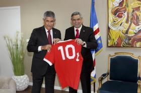 BENFICA VAI CONSTRUIR ESCOLA NA ILHA CABO-VERDIANA DO FOGO PARA 600 CRIANÇAS