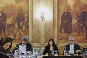 INQUÉRITO/BES: SALGADO E MORAIS PIRES DECIDIRAM APLICAÇÃO DA PT NA RIOFORTE – EX-DIRETORA