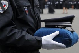 AL-QAIDA REIVINDICA ATAQUE CONTRA CHARLIE HEBDO EM PARIS