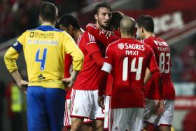 BENFICA GOLEIA AROUCA E FICA A UM PONTO DAS “MEIAS” DA TAÇA DA LIGA