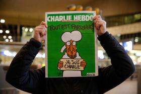 PARIS/ATENTADOS: PROTESTO ANTI-ISLÂMICO PROIBIDO NA CAPITAL FRANCESA