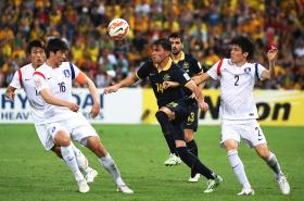 COREIA DO SUL VENCE AUSTRÁLIA E ‘GANHA’ GRUPO A DA TAÇA DA ÁSIA EM FUTEBOL