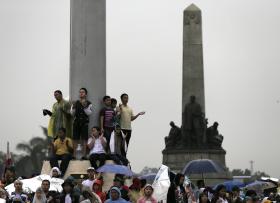 PAPA FRANCISCO CELEBRA MISSA EM MANILA PARA 6 MILHÕES DE PESSOAS