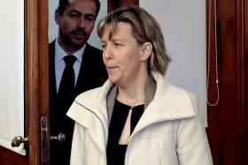 MINISTRA DAS FINANÇAS DIZ QUE “PORTUGAL NÃO PRECISA DE CARIDADE”