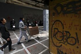 GRÉCIA/ELEIÇÕES: IMIGRAÇÃO COLOCA TRÊS PROBLEMAS CENTRAIS — ATIVISTA