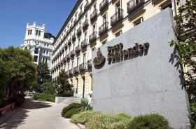 REGULADORES DA BOLSA EM ESPANHA E PORTUGAL LEVANTAM SUSPENSÃO DAS AÇÕES DO SANTANDER