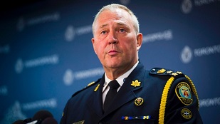 O chefe da polícia de Toronto Bill Blair, durante uma conferência de imprensa - 17 de julho de 2012. (The Canadian Press / Ian Willms)
