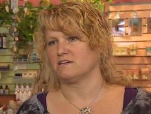 Jennifer Ridgway, proprietária da Moonsnail Soapworks e Luna, aprecia o fato do Brownie Points lhe permitir idealizar os seus próprios programas de fidelidade. (CBC)