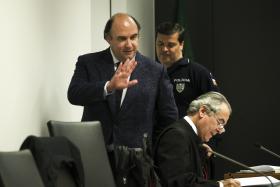 PROCESSO DE PECULATO DE VALE E AZEVEDO ESTÁ SUSPENSO
