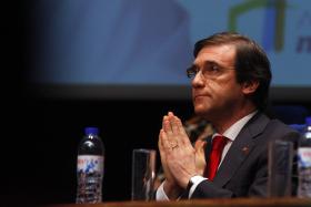 CARTA DE 32 FIGURAS PEDE A PASSOS COELHO PARA MUDAR POSIÇÃO SOBRE A GRÉCIA E REVER AUSTERIDADE