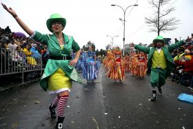 DESFILE DAS ESCOLAS DE SAMBA DE OVAR DE HOJE CANCELADO DEVIDO A MAU TEMPO