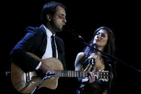 ANA MOURA APRESENTA “DESFADO” QUINTA-FEIRA EM LUANDA