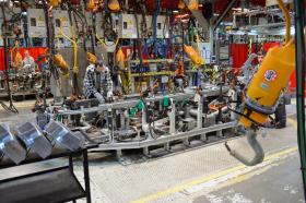 PRODUÇÃO INDUSTRIAL CRESCE NA ZONA EURO E NA UE EM 2014 – EUROSTAT