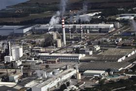 LUCRO DA PORTUCEL DESCE 13,6% EM 2014, PARA 181,5ME