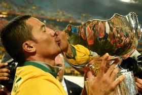 AUSTRALIANO TIM CAHILL MUDA-SE DOS ESTADOS UNIDOS PARA A CHINA