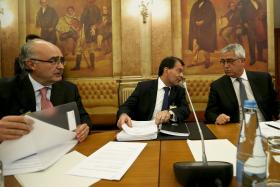 INQUÉRITO/BES: PAPEL COMERCIAL VENDIDO NO RETALHO ATINGIU PICO DE 1,72 MIL ME EM DEZEMBRO DE 2013