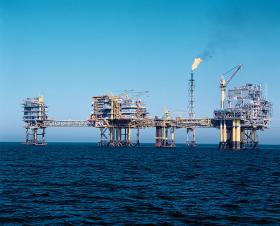 SUSPENSAS BUSCAS PELOS QUATRO DESAPARECIDOS EM PLATAFORMA DA PETROBRAS