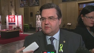 O presidente Denis Coderre diz que a maneira como a Canada Post projeta instalar as caixas de correio em Montreal não vai funcionar