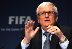 MEMBRO DA FIFA INSISTE QUE ESCOLHER QATAR PARA MUNDIAL2022 “FOI UM ERRO ABSOLUTO”