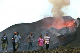 VULCÃO DO FOGO COM IMPACTO REDUZIDO NAS ESPÉCIES ENDÉMICAS