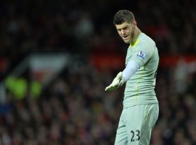 GUARDA-REDES FRASER FORSTER FALHA RESTO DA ÉPOCA DEVIDO A LESÃO
