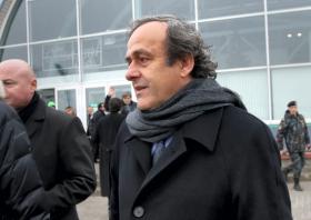 PLATINI DIZ QUE PROPRIEDADE DE JOGADORES POR TERCEIROS É “ESCLAVAGISMO”