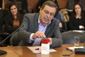 PCP DESVALORIZA REDUÇÃO DO DÉFICE EM “TRÊS DÉCIMAS” PERANTE CARGA DA AUSTERIDADE