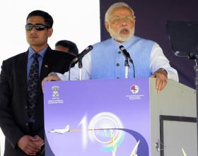 PM INDIANO CHEGA AO SRI LANKA PARA VISITA DE ESTADO