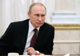 UCRÂNIA: PUTIN DIZ QUE INICIOU PROCESSO DE ANEXAÇÃO DA CRIMEIA LOGO APÓS QUEDA DE YANUKOVICH