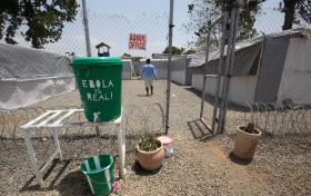 ÉBOLA: DECRETADA “EMERGÊNCIA SANITÁRIA” EM CINCO REGIÕES DA GUINÉ-CONACRI