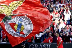 CANDIDATOS BENFICA E FC PORTO POSTOS À PROVA EM VILA DO CONDE E NA CHOUPANA